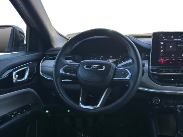 Used 2023 Jeep Compass Limited AWD/4WD image 15