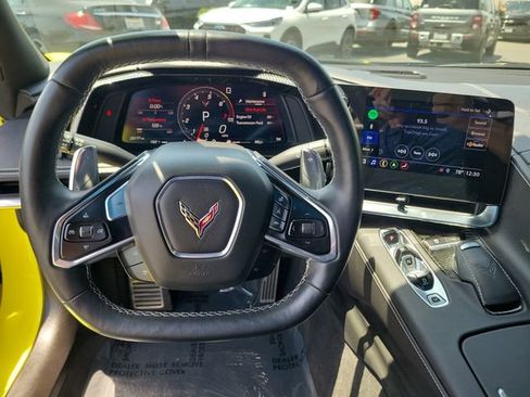 Used 2020 Chevrolet Corvette Stingray Preferred Cpe w/ 2LT Preferred Equipment Group RWD image 4
