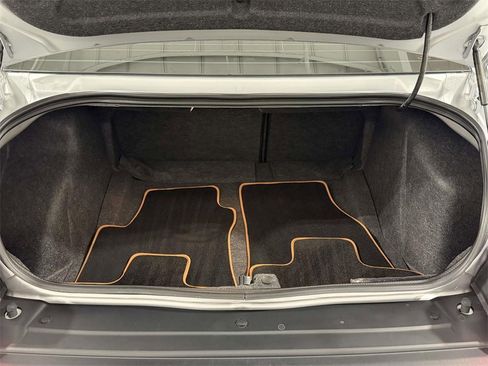 Used 2023 Dodge Challenger SRT Hellcat image 12