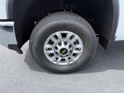 New 2026 Chevrolet Silverado 2500 W/T w/ WT Convenience Package AWD/4WD image 9