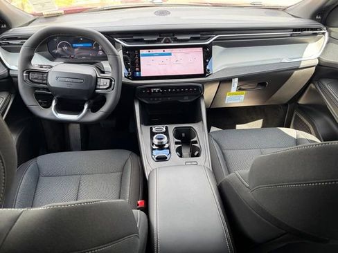 New 2026 Jeep Cherokee Laredo image 30