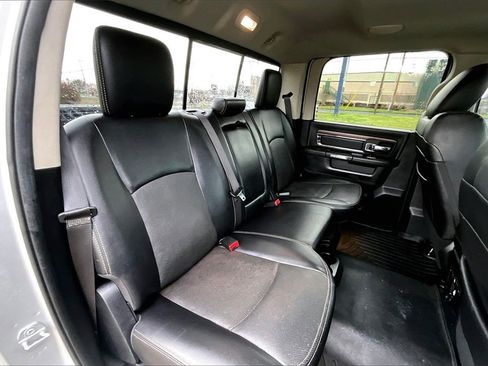 Used 2016 RAM 2500 Laramie w/ Convenience Group image 20