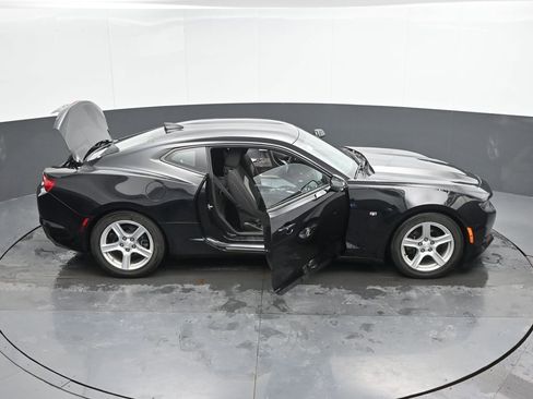 Used 2019 Chevrolet Camaro LT w/ Technology Package image 51