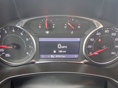 Used 2023 GMC Terrain SLT image 29