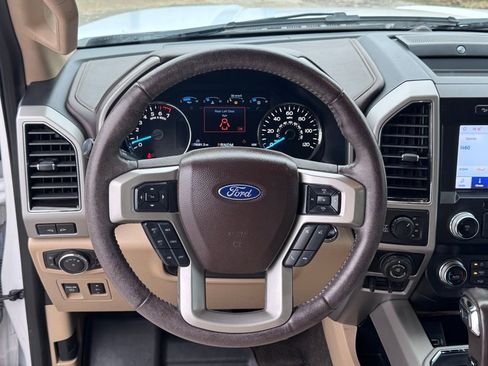 Used 2019 Ford F150 Lariat w/ Equipment Group 502A Luxury image 24