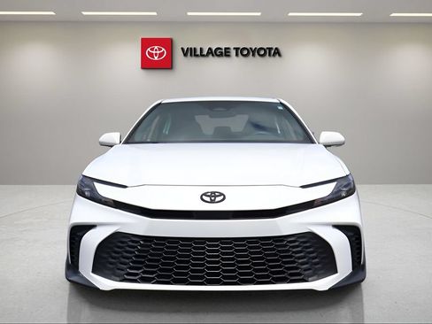 Certified 2026 Toyota Camry SE FWD image 8