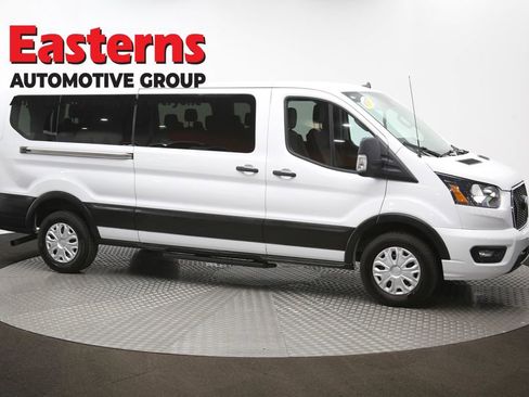 Used 2023 Ford Transit 350 XLT image 44