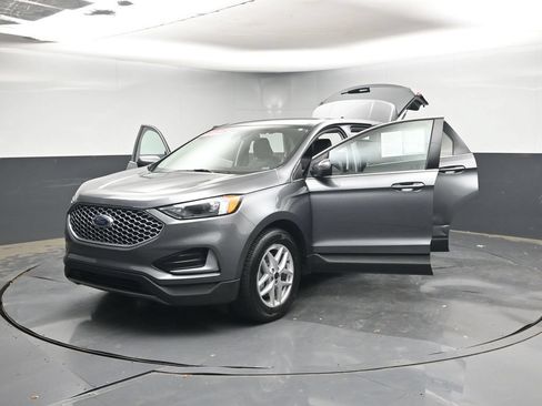 Used 2024 Ford Edge SEL AWD/4WD image 45
