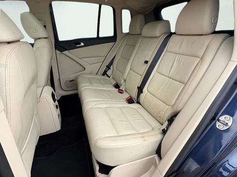 Used 2016 Volkswagen Tiguan R-Line FWD image 23