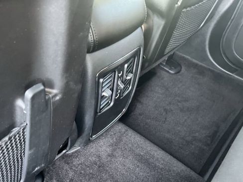 Certified 2018 Dodge Durango SXT w/ 3rd Row Seating Group image 30