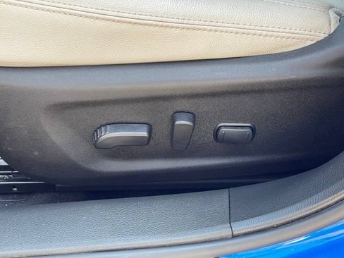 Used 2025 Nissan Altima 2.5 SL AWD/4WD image 11