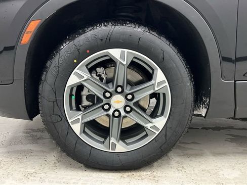 Certified 2025 Chevrolet Blazer LT image 32