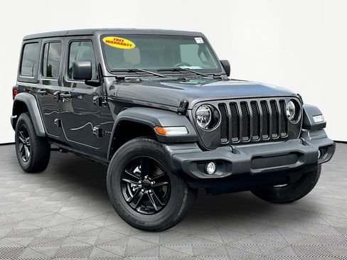 Used 2022 Jeep Wrangler Unlimited Sport AWD/4WD image 3