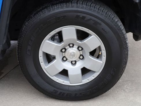 Used 2007 Toyota FJ Cruiser 4WD image 36