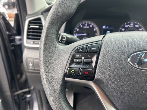 Used 2018 Hyundai Tucson SE image 19