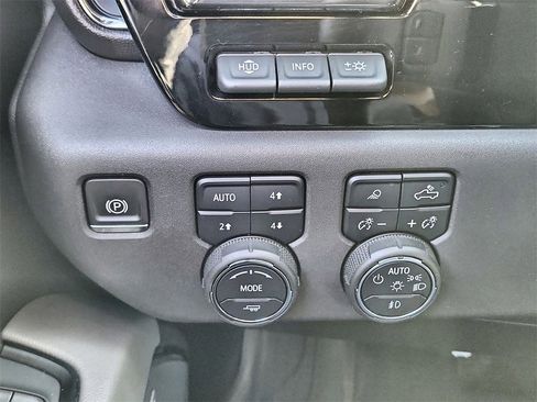 Certified 2024 Chevrolet Silverado 1500 ZR2 w/ Technology Package image 17