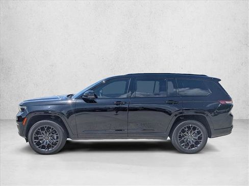 Used 2025 Jeep Grand Cherokee L Summit w/ Obsidian Package AWD/4WD image 9