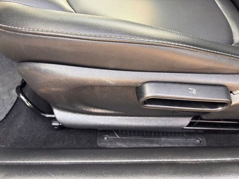 Used 2019 MINI Cooper Convertible w/ Signature Upholstery Package image 16