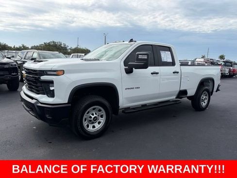 Used 2025 Chevrolet Silverado 2500 W/T w/ WT Convenience Package RWD image 3