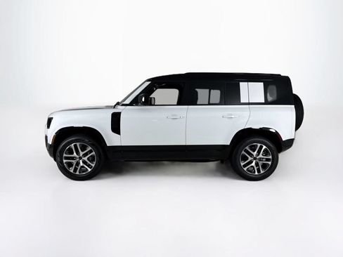 Used 2026 Land Rover Defender 110 X-Dynamic SE AWD/4WD image 2
