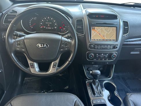 Used 2015 Kia Sorento SX AWD/4WD image 17