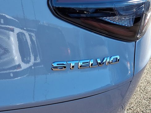 New 2025 Alfa Romeo Stelvio Sprint image 22