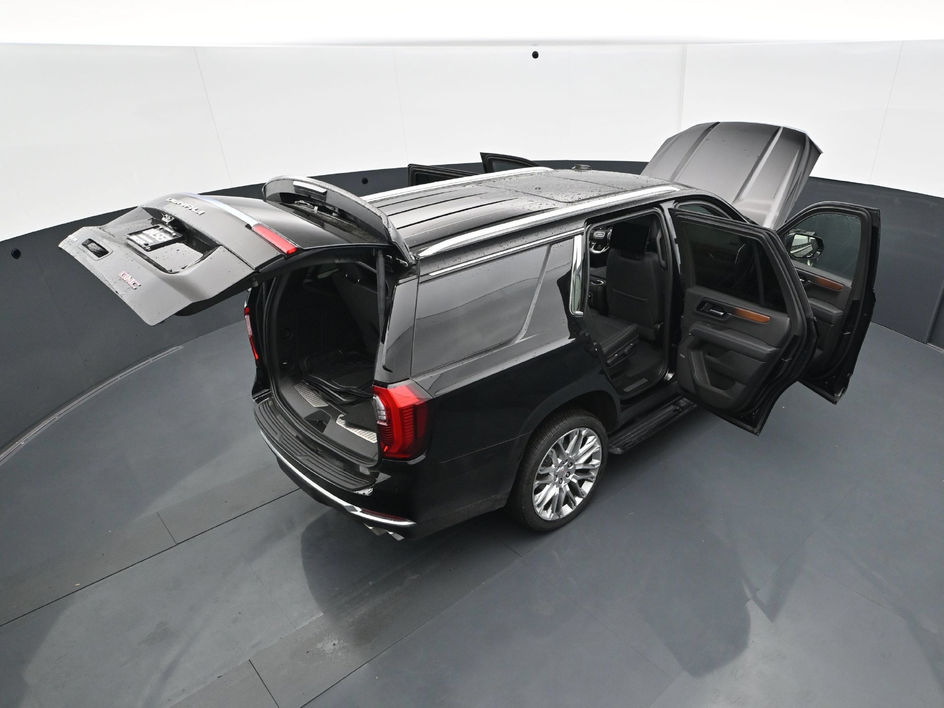 Used 2025 GMC Yukon Denali w/ Denali Reserve Package AWD/4WD image 46