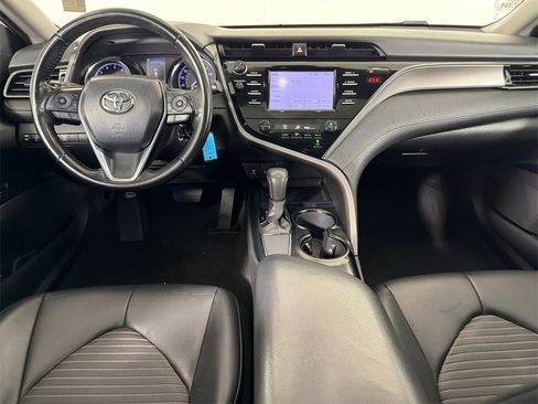 Used 2019 Toyota Camry SE image 23