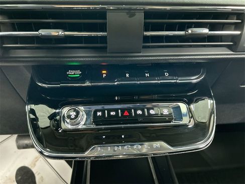 Used 2025 Lincoln Corsair AWD w/ Equipment Group 101A image 17