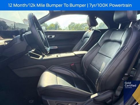 Used 2025 Ford Mustang Premium RWD image 27