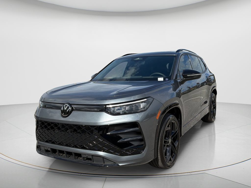 New 2026 Volkswagen Tiguan SE R-Line FWD image 1