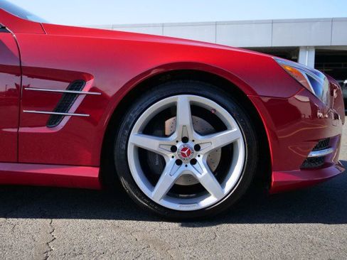 Used 2016 Mercedes-Benz SL 550 image 40