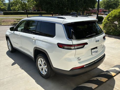 Used 2023 Jeep Grand Cherokee L Limited image 8