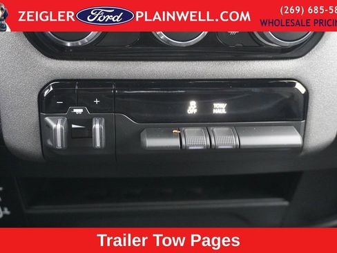 Used 2023 RAM 3500 Tradesman w/ Convenience Group image 20