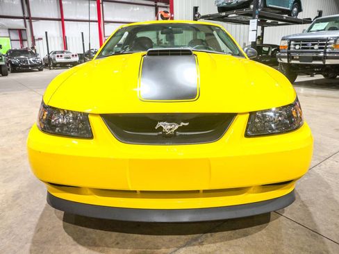 Used 2004 Ford Mustang Mach 1 RWD image 13