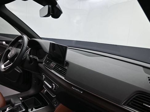 Used 2022 Audi Q5 2.0T Premium Plus AWD/4WD image 29