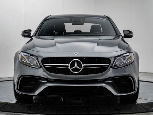 Used 2018 Mercedes-Benz E 63 AMG S image 29