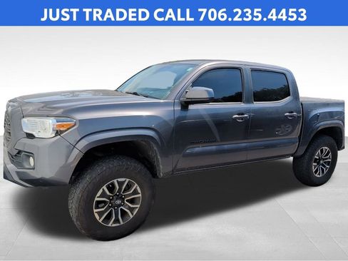Used 2022 Toyota Tacoma SR5 RWD image 1