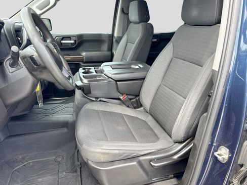 Used 2020 Chevrolet Silverado 1500 LT w/ LT Value Package AWD/4WD image 15