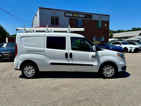 Used 2018 RAM ProMaster City Tradesman SLT FWD image 4