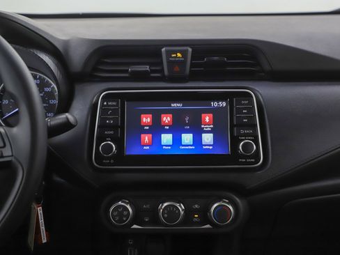 Used 2024 Nissan Versa S w/ Trunk Package FWD image 15