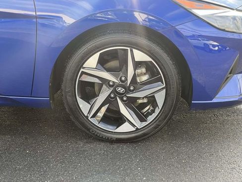Certified 2023 Hyundai Elantra SEL w/ Convenience Package image 6