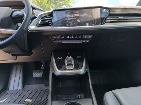 Certified 2023 Audi Q4 e-tron Premium Plus w/ Premium Plus RWD image 22