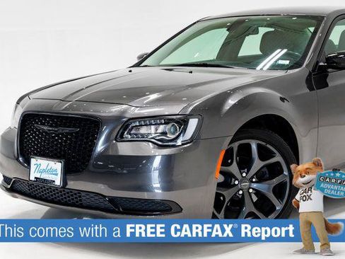 Certified 2021 Chrysler 300 Touring w/ Sport Appearance Package RWD image 2