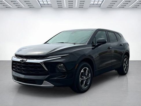 Used 2023 Chevrolet Blazer LT w/ Driver Confidence Package image 8