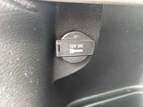 Used 2018 Jeep Cherokee Limited w/ High Altitude Package FWD image 14