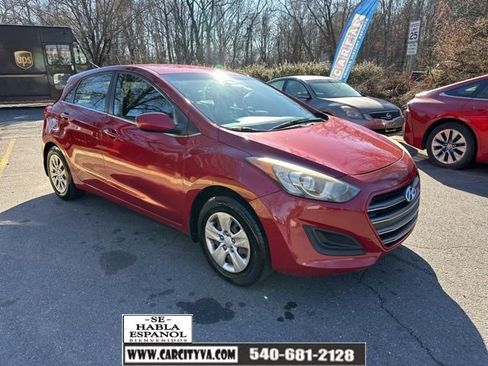 Used 2016 Hyundai Elantra GT image 1