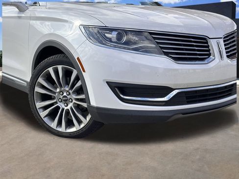 Used 2016 Lincoln MKX Reserve w/ Climate Package image 2