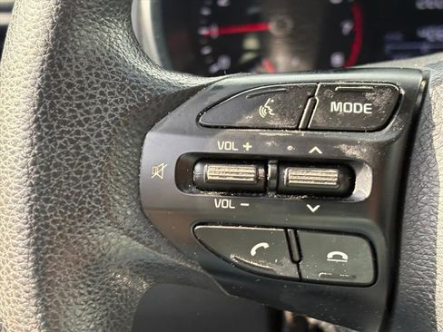 Used 2020 Kia Rio S image 10