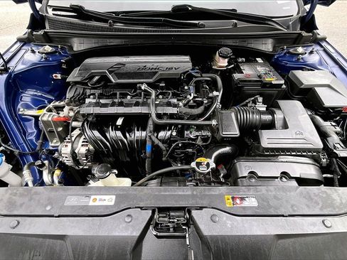 Used 2023 Hyundai Elantra SEL w/ Convenience Package image 30